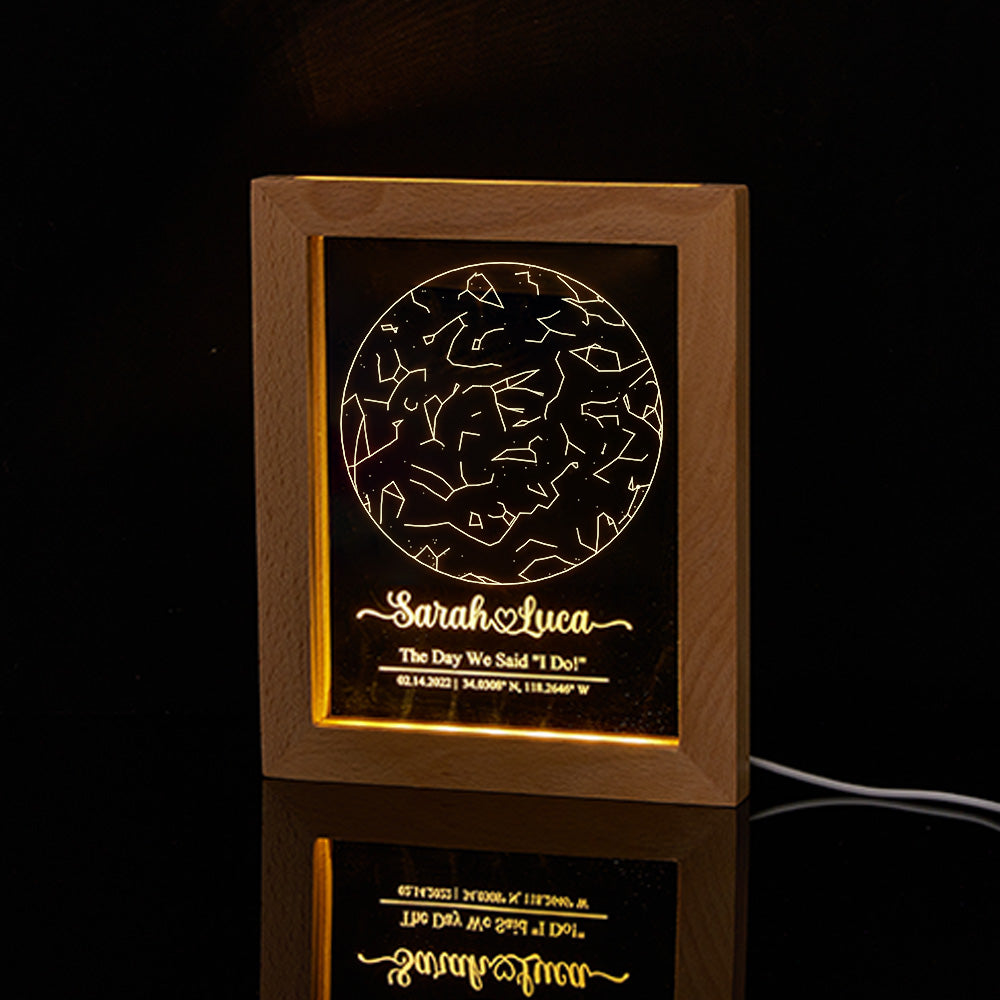 Lámpara con Mapa Estelar Personalizado y Marco de Madera