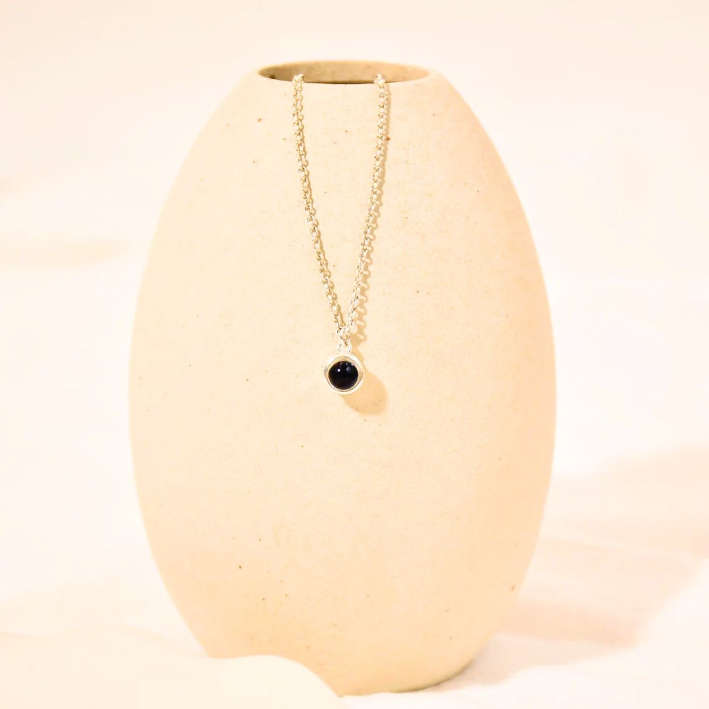 Collar de Proyección con Dije Circular