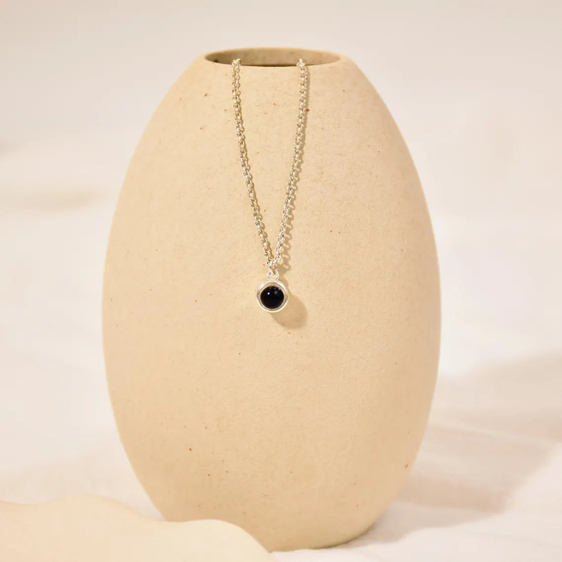 Collar de Proyección con Dije Circular