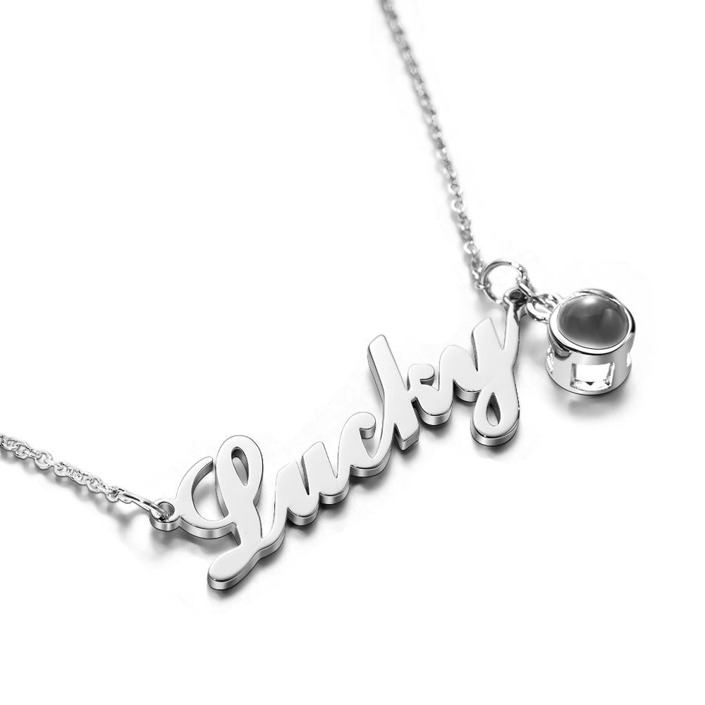 Collar Personalizado con Nombre y Proyección de Foto