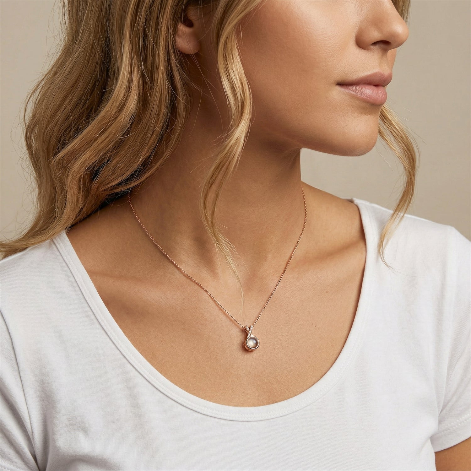 Collar Personalizado con Proyección de Foto