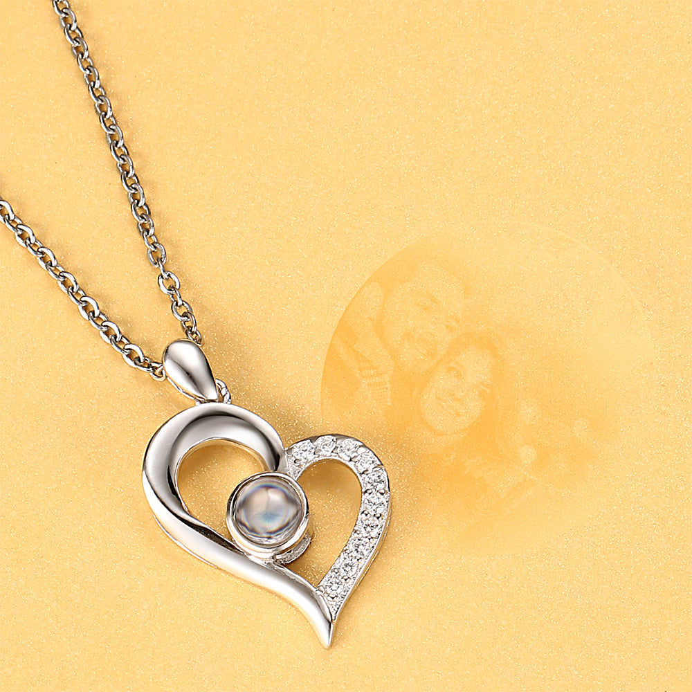 Collar de Proyección  con Dije de Corazón Foto Blanco y Negro